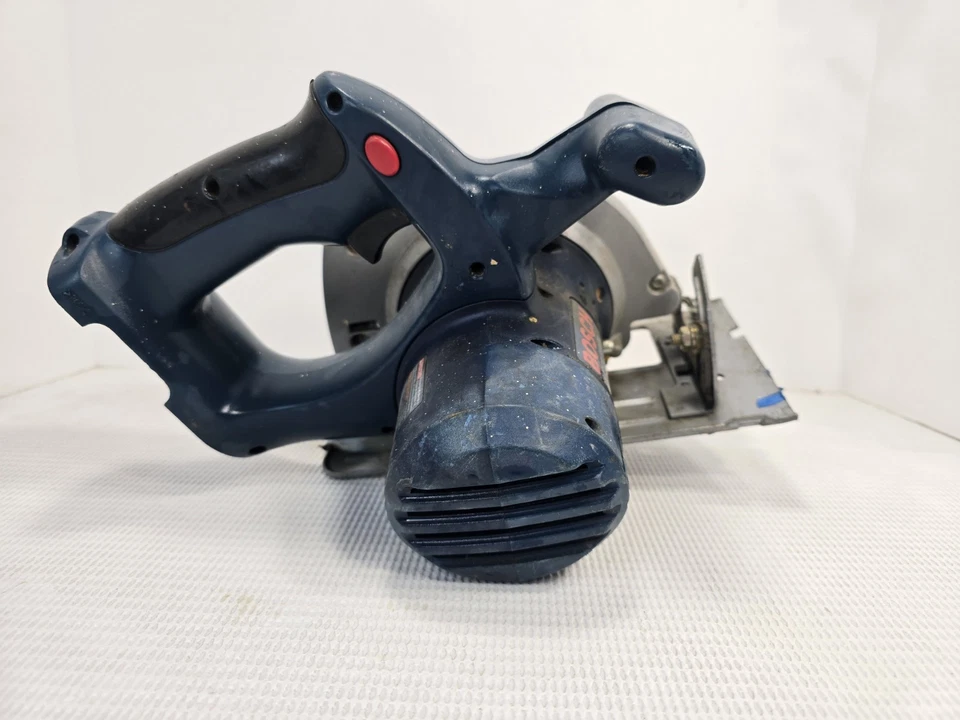 Bosch 18V Cordless Circular Saw Model No Battery Very Clean Tested Works !! - Image 4 of 4