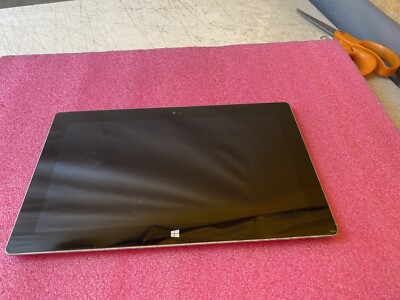 Microsoft Surface RT 10.6'' Tablet 64GB Wi-Fi Windows RT  FOR PARTS NOT WORKING