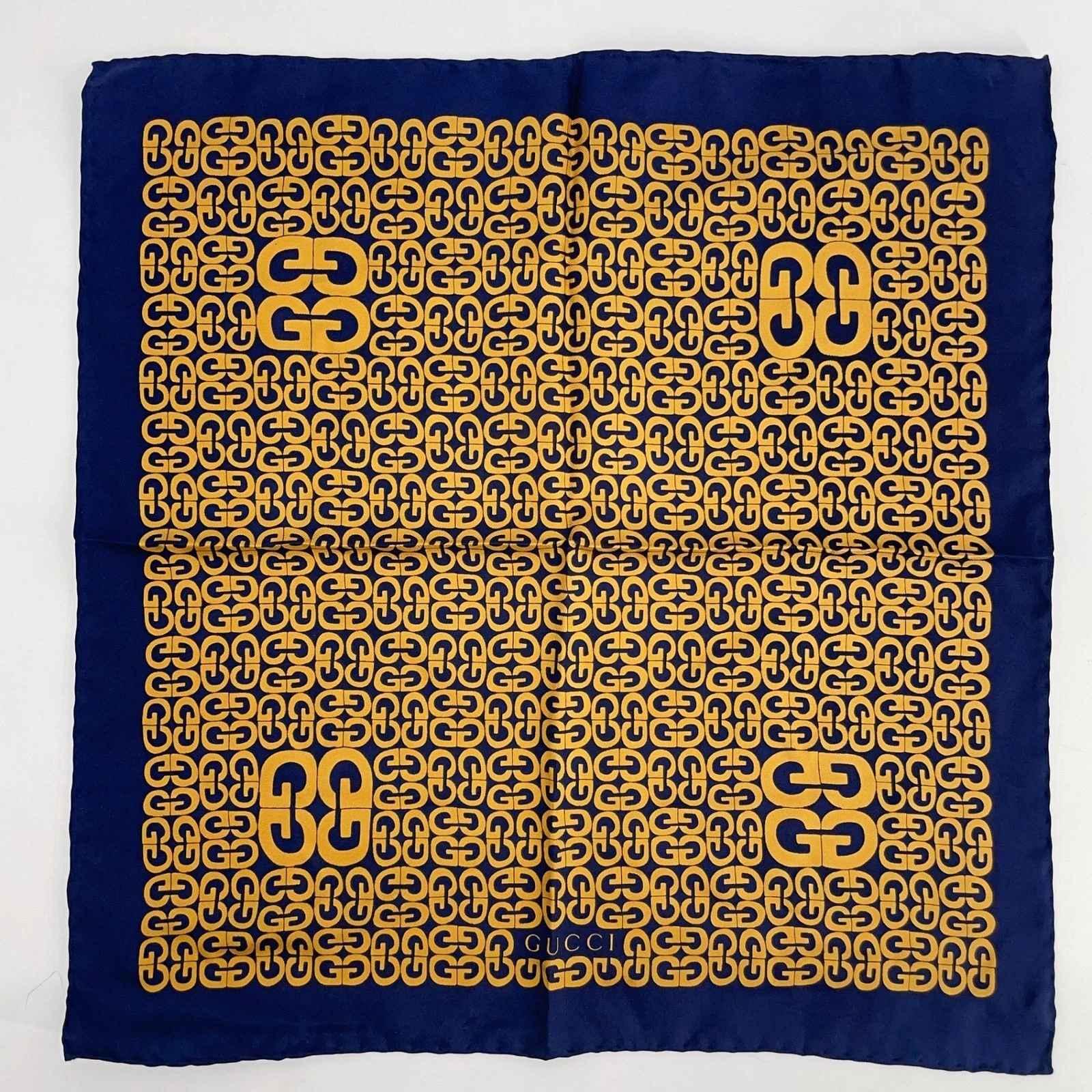 Beauté GUCCI Gucci Logo Total Pattern GG Foulard en soie bleu marine X or   Femme authentique