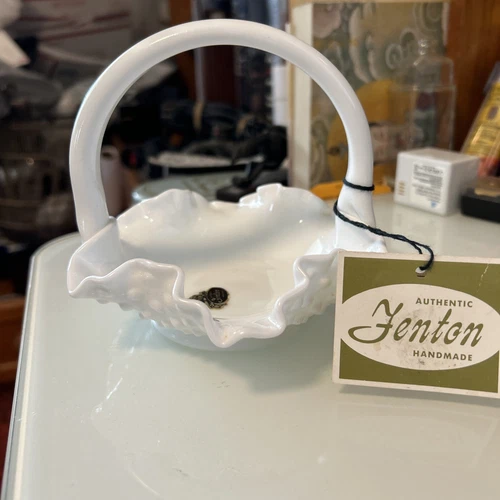 Vintage New w/ tag & label  Fenton White Milk Glass Hobnail fluted basket 5.5"