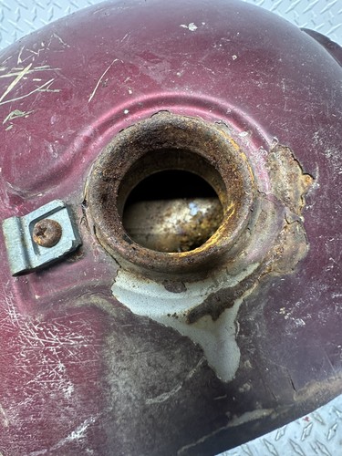 1982 Yamaha XV920 Virago Gas Tank Fuel Cell Petrol Reservoir OEM E7487 - Picture 3 of 8