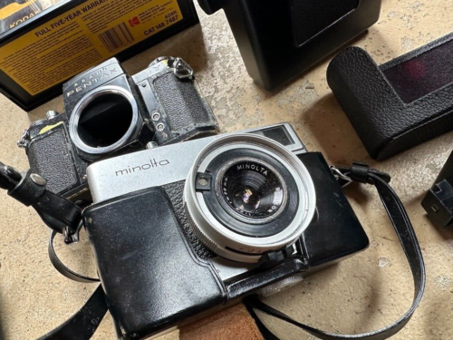 20 Vtg Rare Film SLR Camera Bodies Konica Minolta Yashica Kodak Polaroid Pentax+ - Picture 15 of 19
