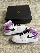 Größe 5 - Nike Air Jordan 1 Mid Barely Grape Purple (GS) DQ8423-501