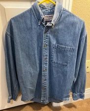 High Sierra Blue Denim Long Sleeve Button Up Shirt Great Condition Size Small