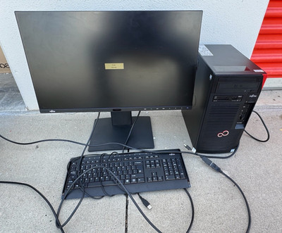 Fujitsu Celsius W570n Quadro K2200 IntelCore i5-7th SSD w Monitor & Keyboard