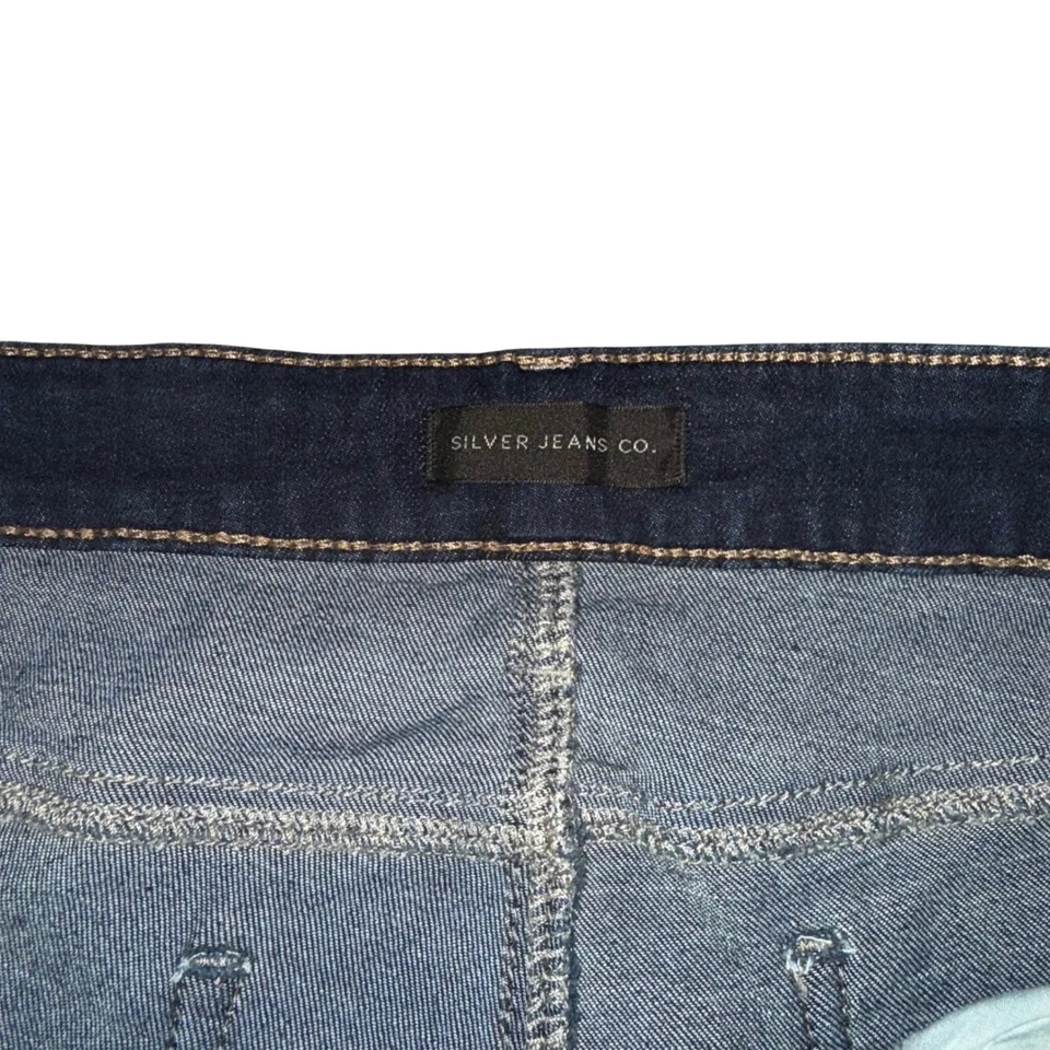 Silver Jeans Suki Capri Dark Wash Jeans Size 18W - Image 4 of 4