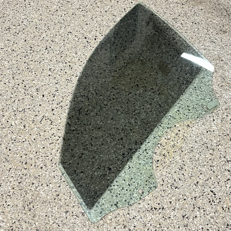 06-11 BMW 325i 328i 335i E90 E91 Sedan Front Left Door Window Glass Tint 7060263 - Image 3 of 4