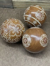 Decorative Ornate 3.5" Wooden Bowl Filler Balls/Spheres Hand-painted Set Of 3