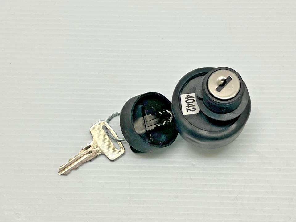 Ignition Switch with Key For Arctic Cat 2008-2023 OEM 400 500 550 650 700 1000 Foto 2 de 3