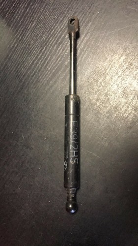 BMW 5 E39 Heckklappe Kofferraumdeckel rechts Gasdruckdämpfer 8190688