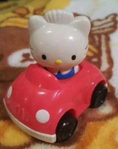 hello kitty mcdonalds toys 2000