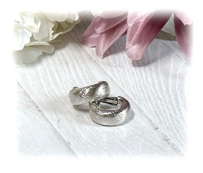 Vintage Sarah Coventry Easy Going Clip Earrings 1978 Textured Silvertone Hoops