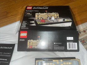 LEGO ARCHITECTURE: Buckingham Palace (21029) Please READ Missing A Few Pcs