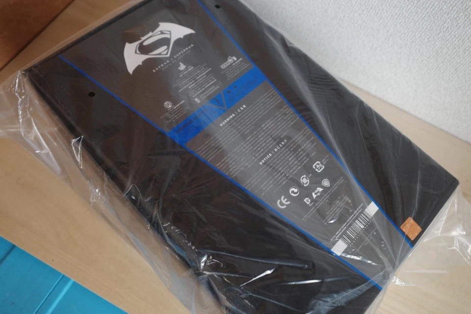 Hot Toys MMS349 Figura Blindada Batman 1/6 Batman v Superman Dawn of Justice Nuevo Foto 3 de 3