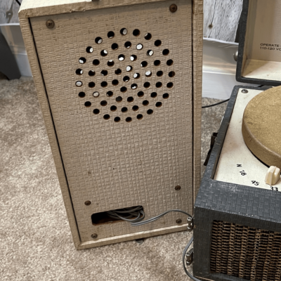 Columbia Stereophonic Suitcase Record Player Turntable Model C1004