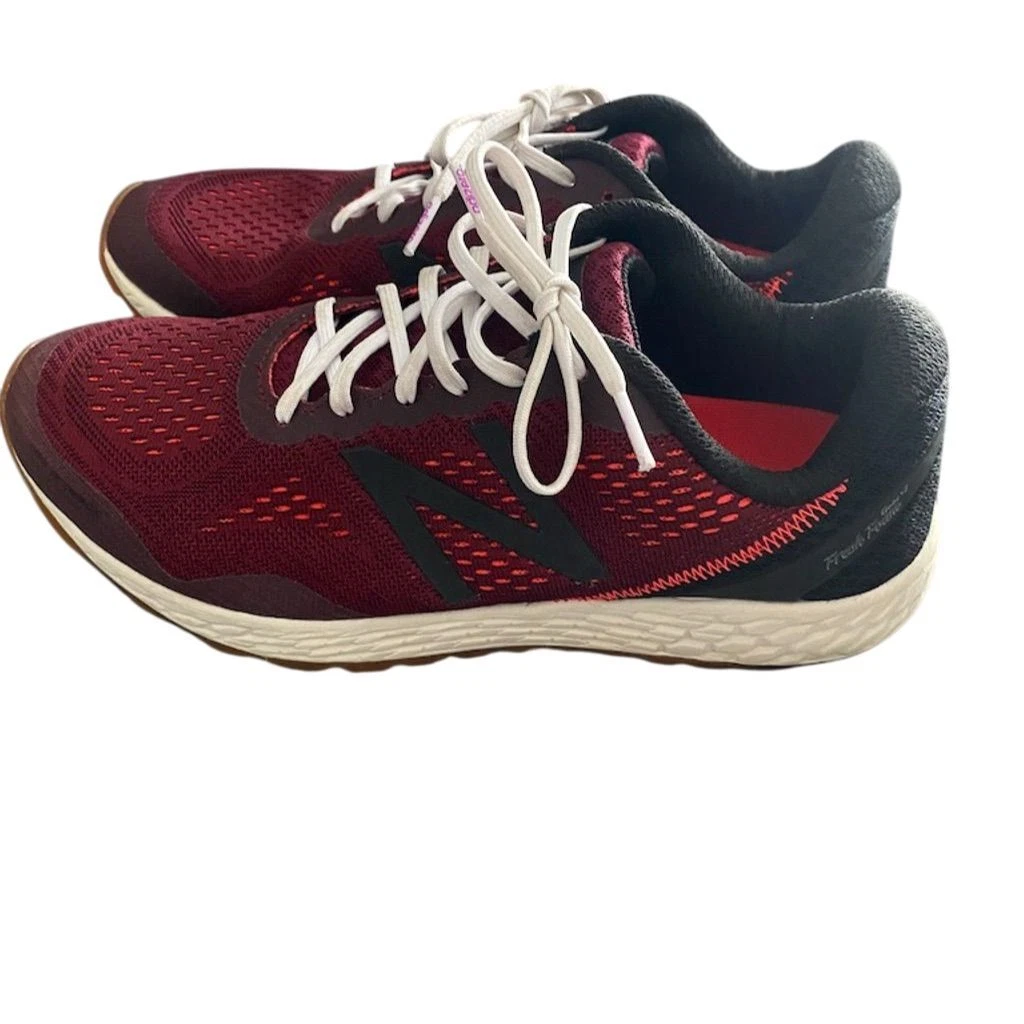 New Balance Men's Hiking Shoes Size 10 Multicolor Low Top Sneakers