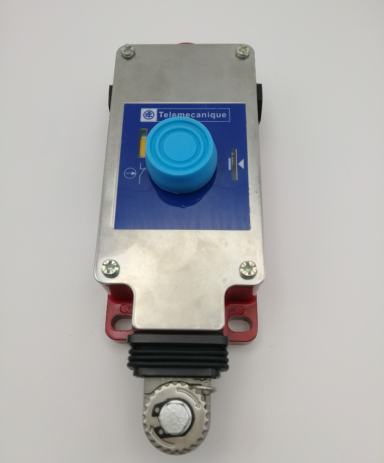 1PC NEW Schneider Emergency stop rope travel limit switch