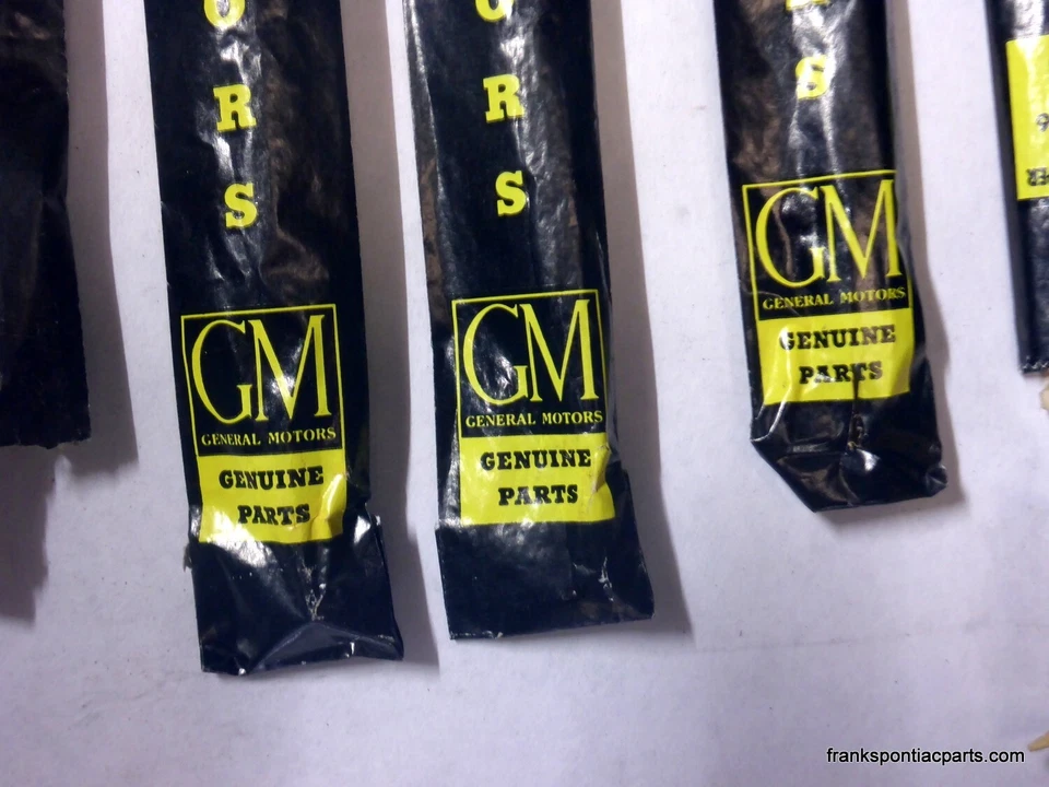 Pontiac 1951-54 NOS GM brazo limpiaparabrisas cuchilla recambios Star Chief Chieftain 51 52 53 Foto 4 de 4