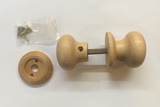 PAIR OF SOLID BEECH WOOD WOODEN MORTICE RIM LOCK DOOR KNOBS