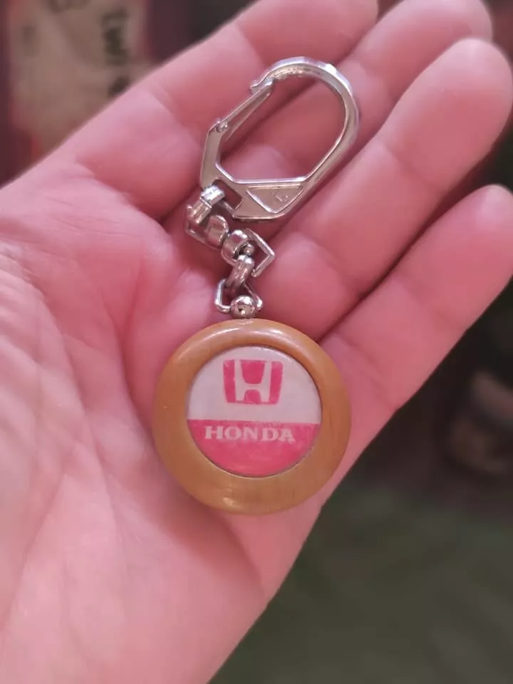 Vintage honda best sale keychain