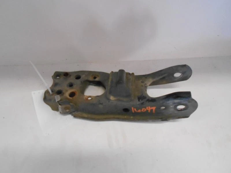 Brazo De Control Inferior Delantero TOYOTA PICKUP Derecho 22r 4x2 modelo 94 Brazo De Control Inferior Delantero TOYOTA PICKUP Derecho