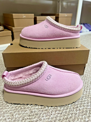  CUTE & RARE   NEW + AUTHENTIC UGG TAZZ ll SHOE PINK DIAMOND ADULT SIZE 7