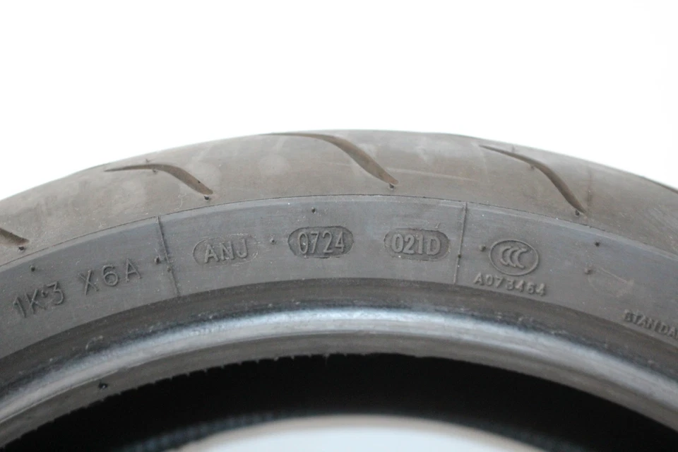 Neumático trasero 16 Suzuki GSXS1000 GSXS1000F Kenda 190/50ZR17 Foto 3 de 4