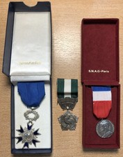 France 3 médailles récentes : Mérite, Honneur collectivités locales, Travail