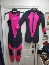 O'Neill Full Body Wetsuits Black Pink 1000 m Size 10, very good pre-owned cond.