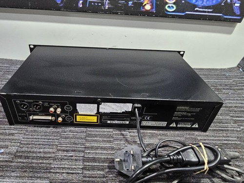 K658 Denon DN-C630 Broadcast CD Player XLR Ausgänge symmetrisch Analog Audio XLR - Bild 14 von 15
