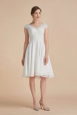 HBH Brautmode Kurzes Brautkleid mit Spitze veredelt Reißverschluss V-Ausschnitt - Bild 1 von 4