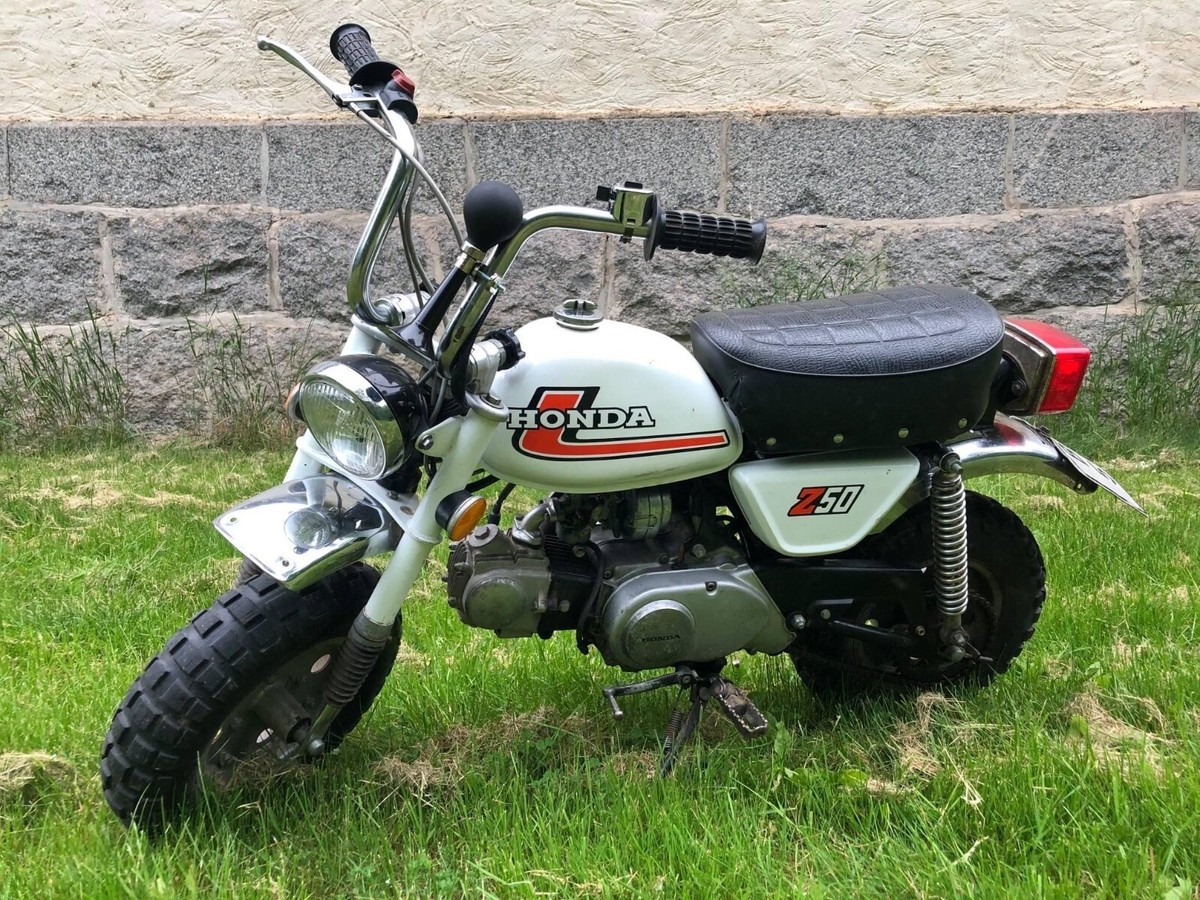 Honda Mini Trail Z50A Seat 1972-1978. Z50 K3 K4 K5 K6 67 77 Honda Mini Trail Z50A Seat 1972-1978. Z50 K3 K4 K5 K6 67 77