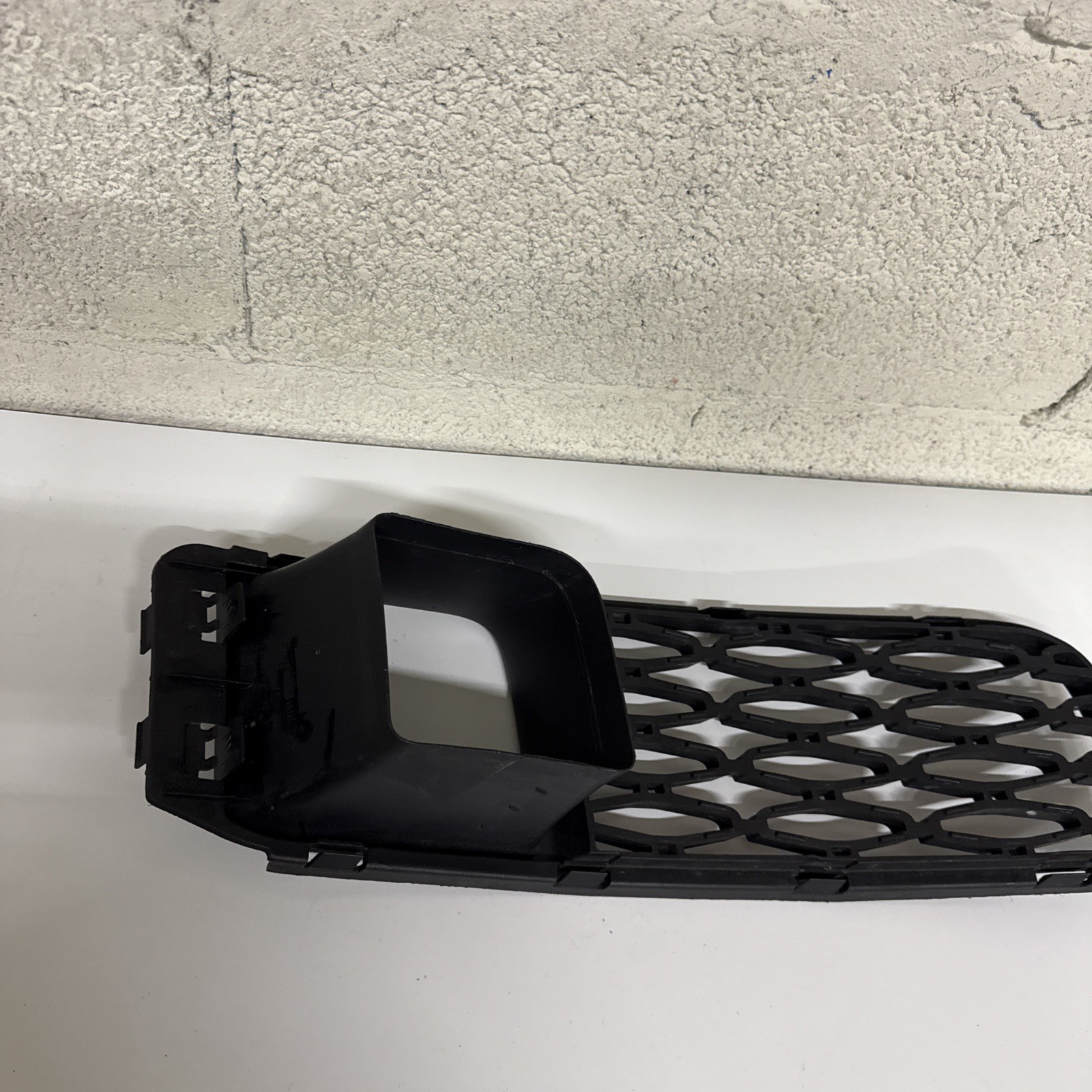 2017-19 Rolls Royce Ghost Bumper Grill Front Left Side Oem #3167