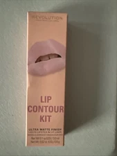 Revolution Lip Contour Kit Ultra Matte Finish Liquid Lipstick+ Lip Liner Stunner