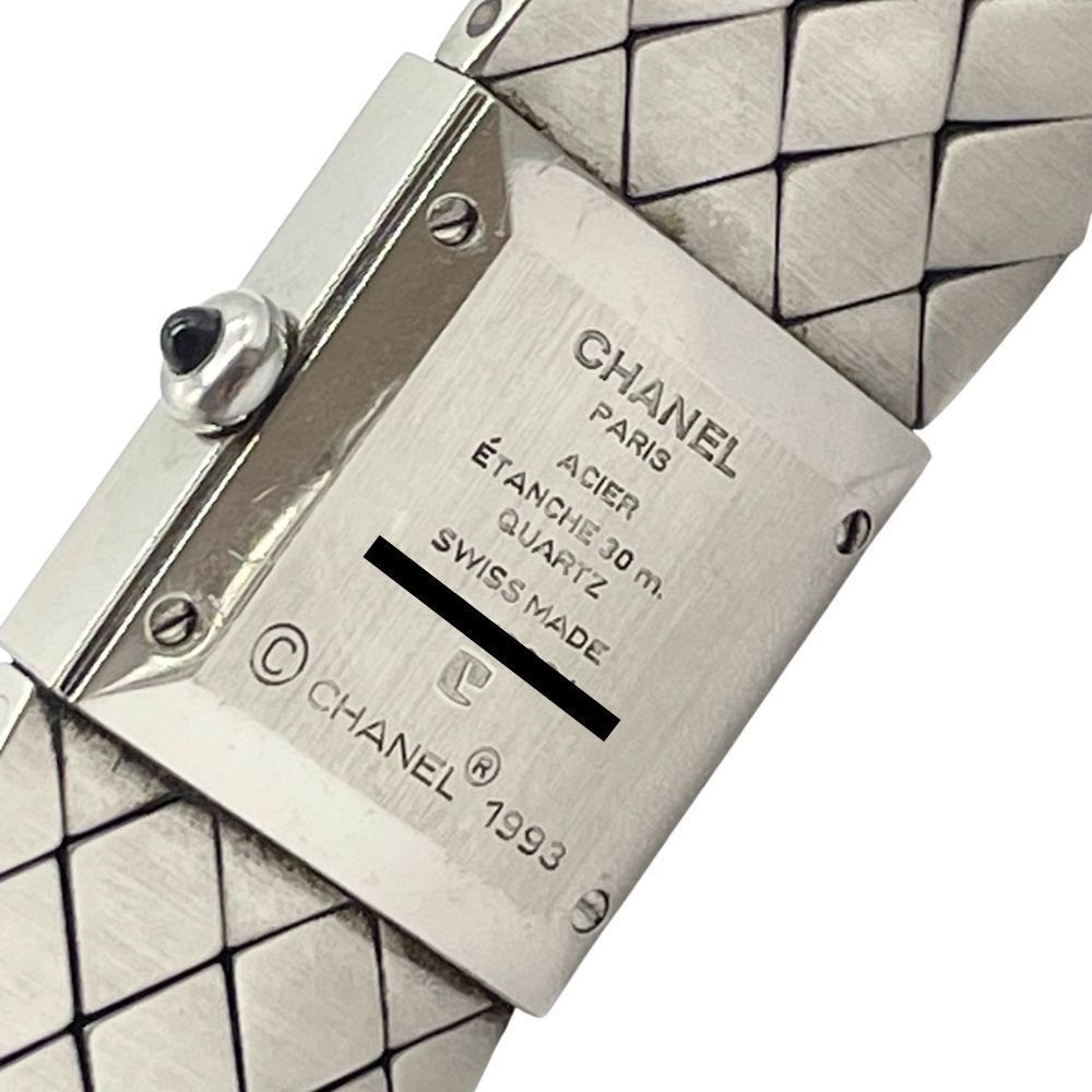 Chanel Watch Matelasse Black Silver H0009 Good Condition SS Quartz Used Working image 5