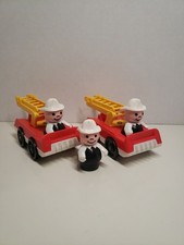 Vtg Fisher Price Little People Main Street Fire Truck Fireman Black White Lot