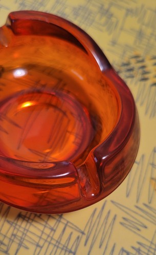 Posacenere in vetro tulipano vichingo arancione ambra retrò MCM - Foto 4 di 8