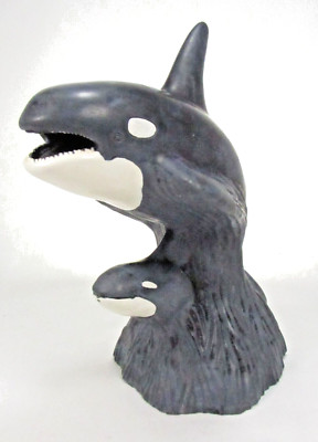 G.H. Cook Killer Whale with Baby Figurine #7 LC with COA