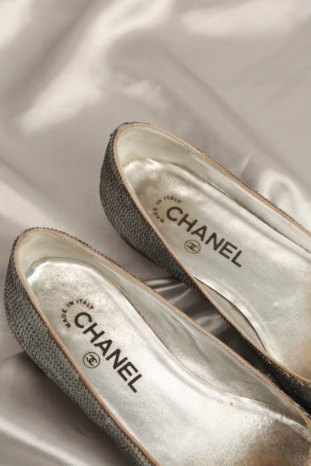 Rare Ombre Sequin CHANEL Ballerina Flats Women’s 37 image 8