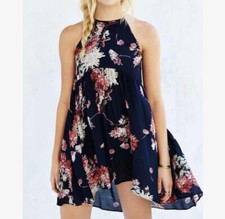 Urban Outfitter Kimchi Blue Floral Dress Size Small