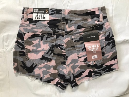 Almost Famous Super High Rise Denim Shorts Juniors 5 Pink Camo Cut Off Frayed - Picture 4 of 6