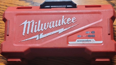 Milwaukee Shockwave Impact Duty Steel Drill Bit Set w/ Red Hard Case some used