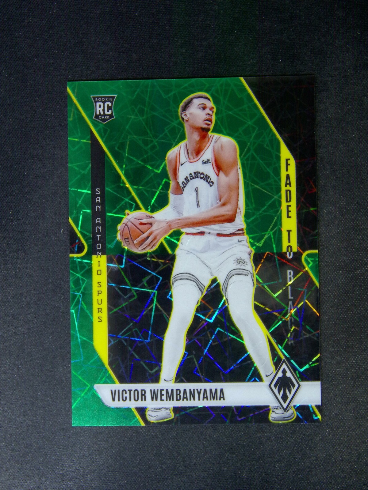 2023-24 Panini Phoenix Wembanyama #11 RC Rookie Fade to Black Green Lazer /175