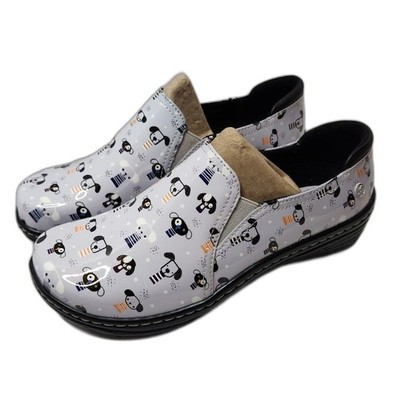 Moxy Classic Clogs Cartoon Puppy Patent Women s 6.5M Slip Resistant NIB