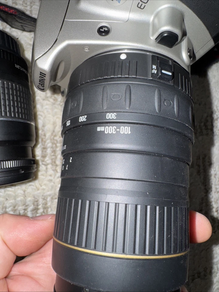 Paquete de cámara Canon Rebel 2000 Eos Foto 4 de 4