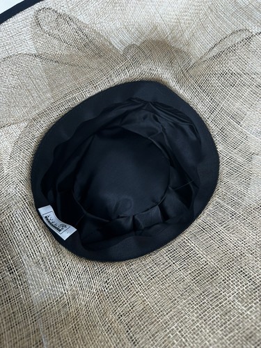 Cappello First Avenue Donna Nero e Fibra Naturale Occasione Tesa Larga con Fiocco MotB - Foto 9 di 12