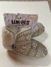 Women's slippers size small 5-6, LUK EES by Muk Luks light cream with fur, NWT