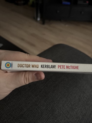 Doctor Who - Kerblam! By Pete McTighe - Picture 3 of 5
