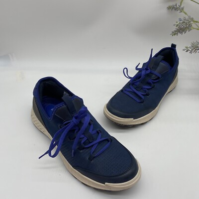 Baretraps Rebound Women’s Malika slip on lace up sneakers in Navy Size 10M 