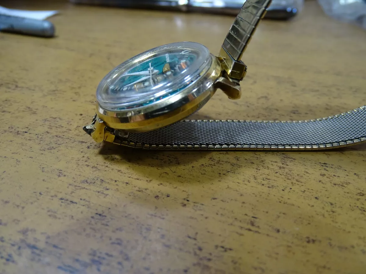 Vintage bulova accutron 2025 watches for sale